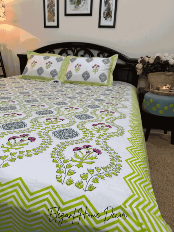 Hand Block bedsheet blue
